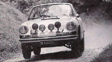 A.Höfer – Porsche 911.
