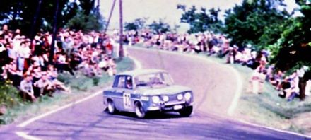 Vladimir Hubaček i Vojtěch Rieger – Renault 8 Gordini.