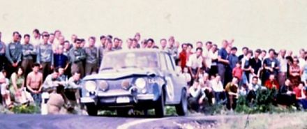 Zdeněk Kec i Bedřich Steuer – Renault 8 Gordini.