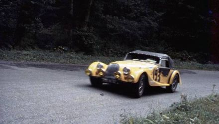 Roger Lamoral i Jacques Savoye – Morgan Plus 8.