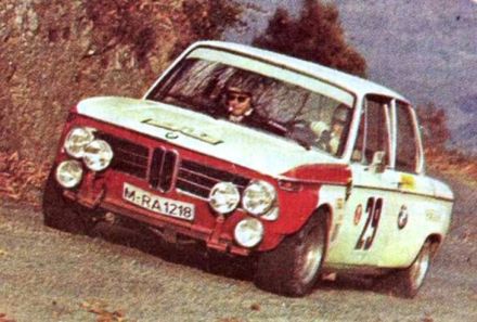 Rauno Aaltonen i Tony Ambrose – BMW 2002 Ti.