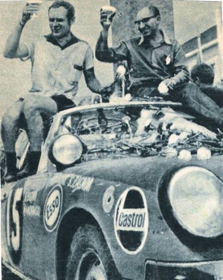 Sobiesław Zasada i Marek Wachowski  – Porsche 911 L.