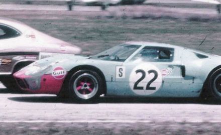 Jacky Ickx i Jackie Oliver – Ford GT 40.
