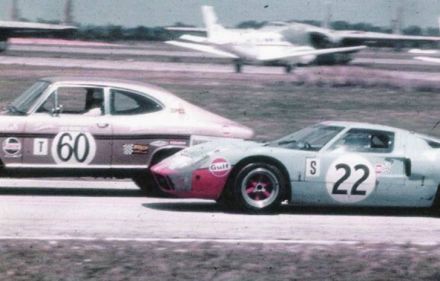 Walter Brown i Buzz Marcus – Opel Kadett Rallye, Jacky Ickx i Jackie Oliver – Ford GT 40. 
