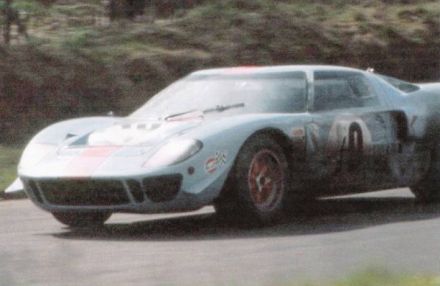 David Hobbs i Mike Hailwood – Ford GT 40.