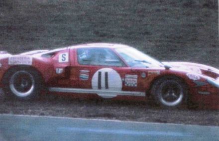 Jose Juncadella i Gordon Spice – Ford GT 40.