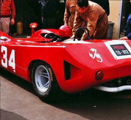 Johannes Ortner i Gijs van Lennep – Abarth 2000 SP.