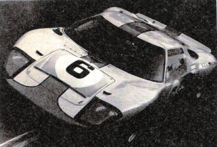 Jacky Ickx i Jackie Oliver – Ford GT 40.