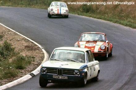 Dieter Glemser i Dieter Basche – BMW 2002 TIK, Rolf Stommelen i Georg Loos – Porsche 911.