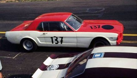 Serge Trosch – Ford Mustang.