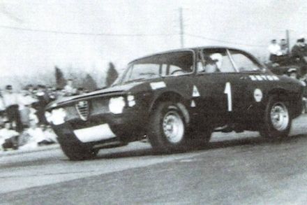 Jiři Rošicky – Alfa Romeo GTA Junior.