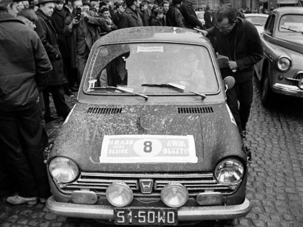 Maciej Jasiński i Joanna Jasińska – Honda N 600.