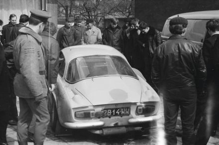Krzysztof Komornicki i Lech Jaworowicz – Alpine Renault A 110.