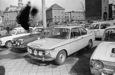 Marian Wangrad i Wiesław Mrówczyński – BMW 2002 Ti, Krzysztof Rogalski i Wojciech Dąbkowski – Fiat 124.