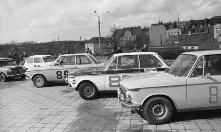 Krzysztof Strykier i Błażej Krupa – BMW 2002 Ti, Bernard Szymański i Marek Matecki – BMW 2002.