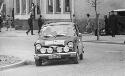 Tomasz Gozdecki i Jacek Stawiński – Honda N600.