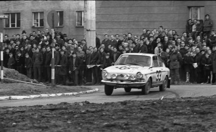 Marian Skrzypek i Wiesław Nicieja – Fiat 850 coupe.