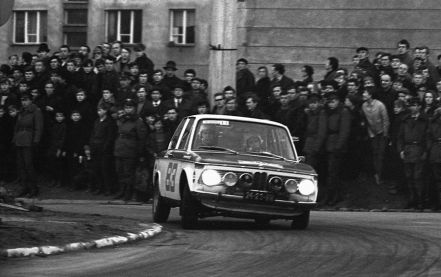  Krzysztof Strykier i Błażej Krupa – BMW 2002 Ti.