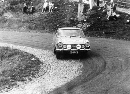 Andrzej Nytko i Bogdan Otwinowski – Fiat 850 Sport coupe.