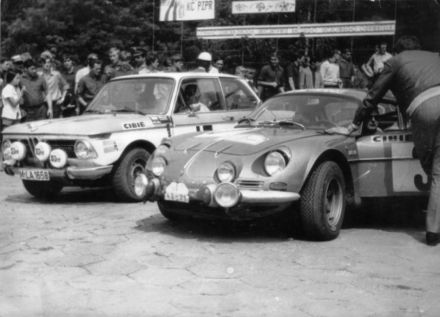 Vladimir Hubaček i Vojtĕch Rieger – Alpine Renault A 110, Sobiesław Zasada i Ewa Zasada – BMW 2002 Ti.