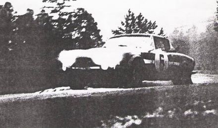 Raffaele Pinto i Luigi Macaluso na samochodzie Fiat 124 Sport Spyder.