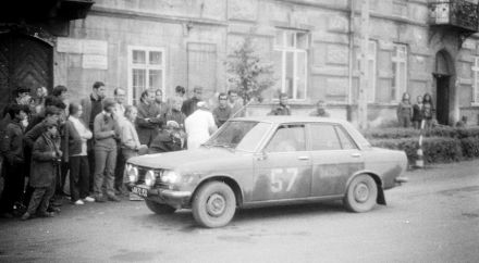 Jens Erik Esbensen i Orla Esbensen – Datsun 1600 SSS.