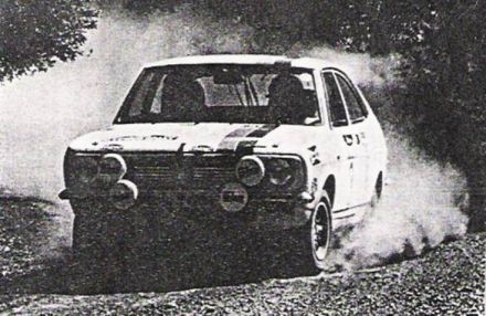 Brian Culcheth i Johnson Syer na samochodzie Morris Marina coupe.  