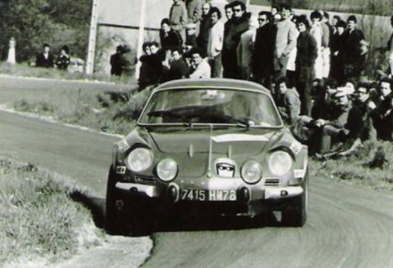 Wambergue na samochodzie Alpine Renault A 110.