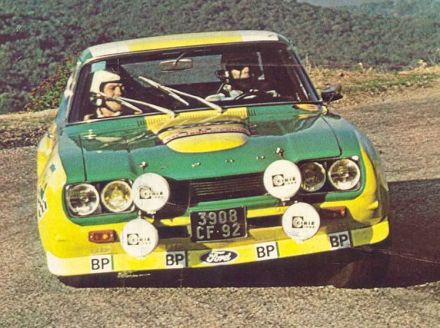 Jean Vinatier i Pierre Thimonier na samochodzie Ford Capri RS 3000.