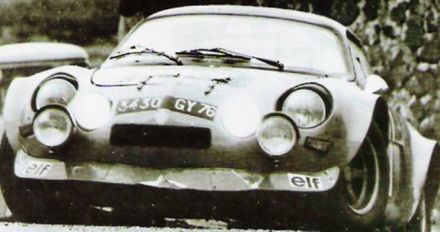 Jean Claude Andruet i M.Veron na samochodzie Alpine Renault A 110 / 1800S.