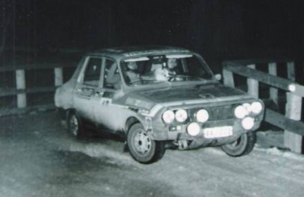 Pentti Airikkala na samochodzie Renault 12 Gordini.