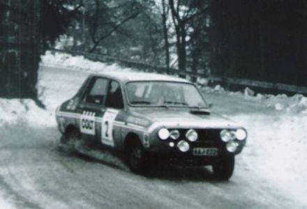 Pentti Airikkala na samochodzie Renault 12 Gordini.