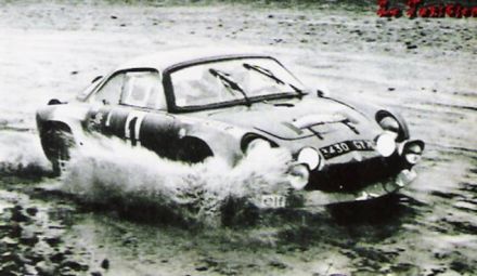 Jean Claude Andruet i M.Veron na samochodzie Alpine Renault A110 / 1800S.