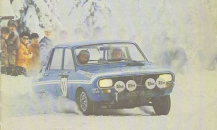 Jean Luc Therier i Claude Roure na samochodzie Renault 12 Gordini.