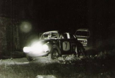 Janger i Maggliolone na samochodzie VW 1302S.