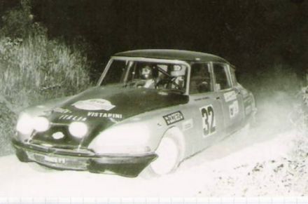 Vistarini i Raimondi na samochodzie Citroen DS. 21.