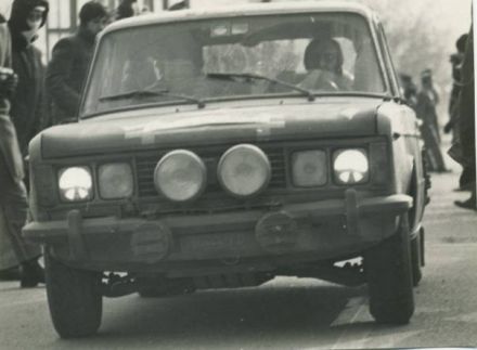 Botaretto na samochodzie Fiat 125 S.
