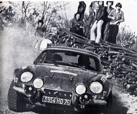 Jean Luc Therier i Claude Roure na samochodzie Alpine Renault A 110/1600.