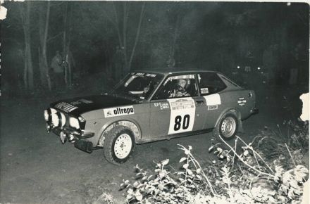 Ferrari Cuniolo i Rayna na samochodzie Fiat 128 Sport Coupe 1300.