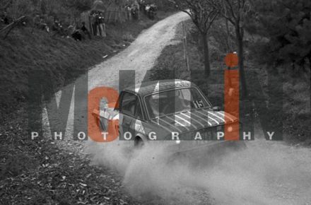 Jean Ragnotti i Jean Pierre Rouget na samochodzie Lancia Fulvia 1600 HF.