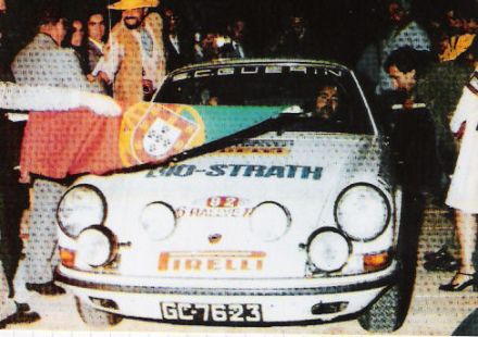 Andrea Nunes i Antonio Morais na samochodzie Porsche 911S.
