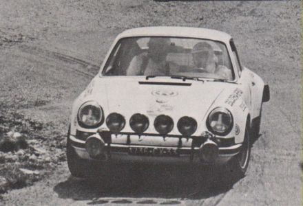 Eladio Doncel i Antonio Mantecon – Porsche 911S.