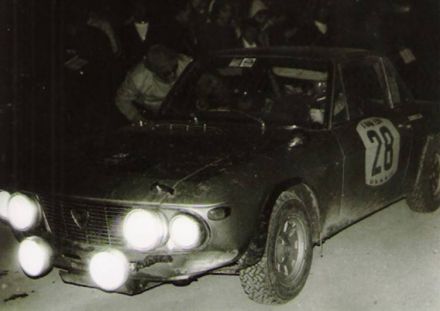 Fausto Carello na samochodzie Lancia Fulvia 1,6 HF.