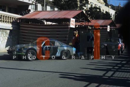 Bernard Darniche i Alain Mahe na samochodzie Alpine Renault A 110 / 1600S.