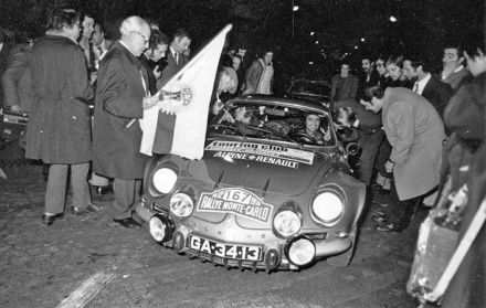 Marques Goncalves Colaco i C.Melville – Alpine Renault A 110.