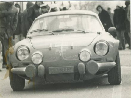 Bruno Bonacina /i „L’Innominato” na samochodzie Alpine Renault A 110.