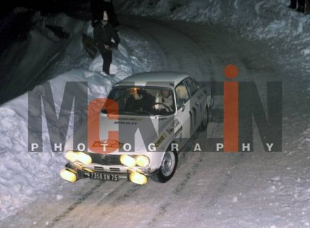 Guy Chasseuil i Christian Baron na samochodzie Alfa Romeo 2000 GTV.