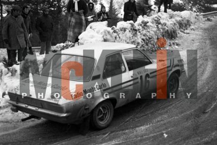 Jean Ragnotti i Pierre Thimonier na samochodzie Opel Ascona.