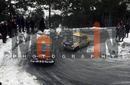 Sobiesław Zasada i Ewa Zasada na samochodzie Polski Fiat 125p/1500, za nim nr.30.Claude Laurent i Jacques Marche na samochodzie Daf 55.