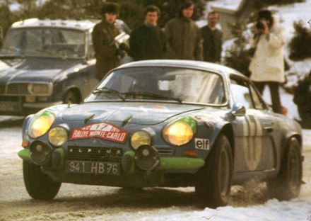 Bernard Darniche i Alain Mahe na samochodzie Alpine Renault A 110.